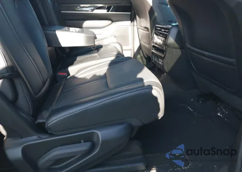 2022 Jeep Wagoneer Series Ii 4X4 from USA, damaged, VIN 1C4SJVBTXNS143866